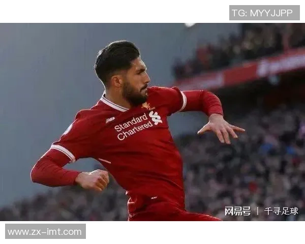 足球明星的辉煌历程与场上风采解析，探寻他们背后的故事与成就