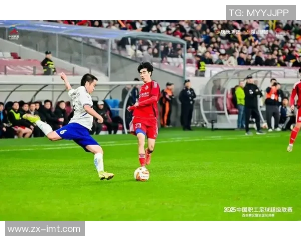 上海足球队荣登足球战术排行榜第二名引发热议与期待 上海足球队荣登足球战术排行榜第二名引发热议与期待