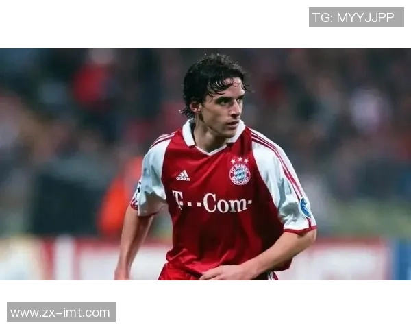 最帅足球明星视频集锦展现球场风采与魅力瞬间